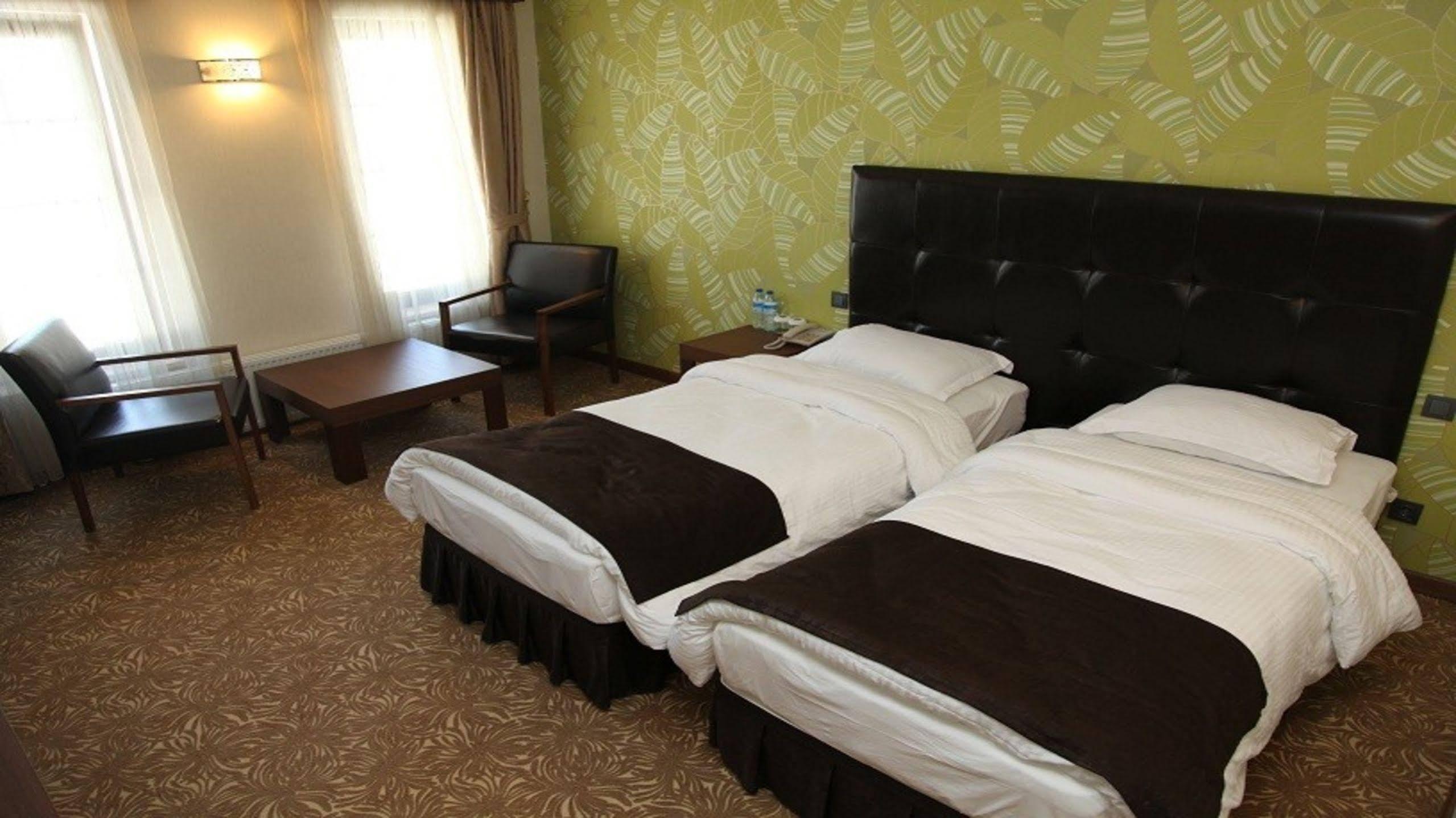 Highway Otel Elmalık Kültér fotó